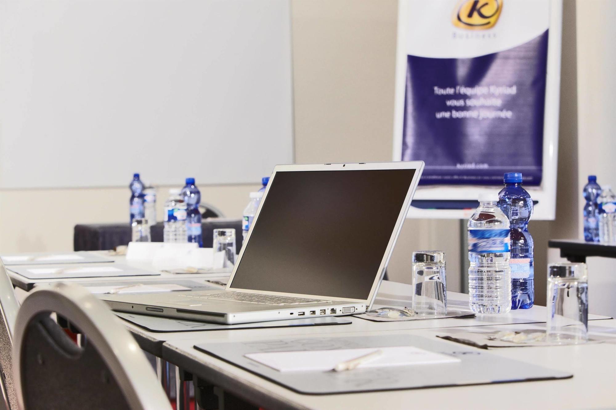 Hotel Campanile 12 - Bercy Village