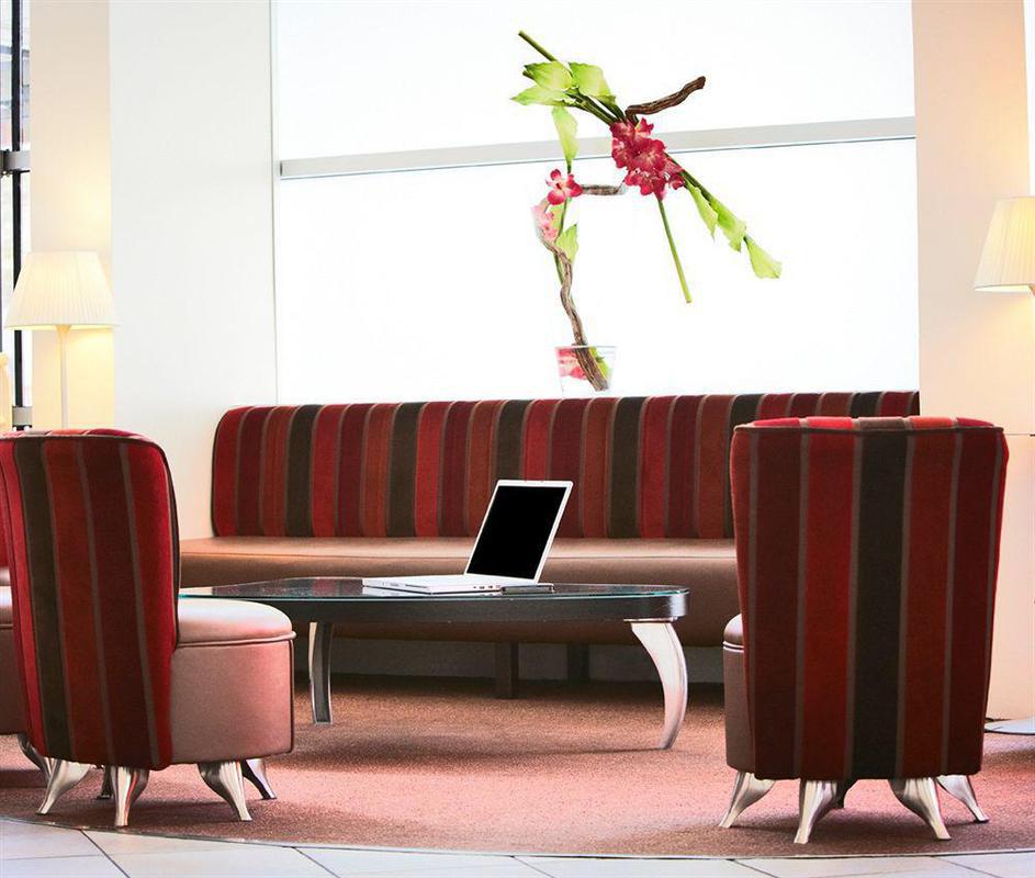 Hotel Campanile 12 - Bercy Village 3*