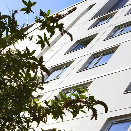 Campanile 12 - Bercy Village 3* Paris