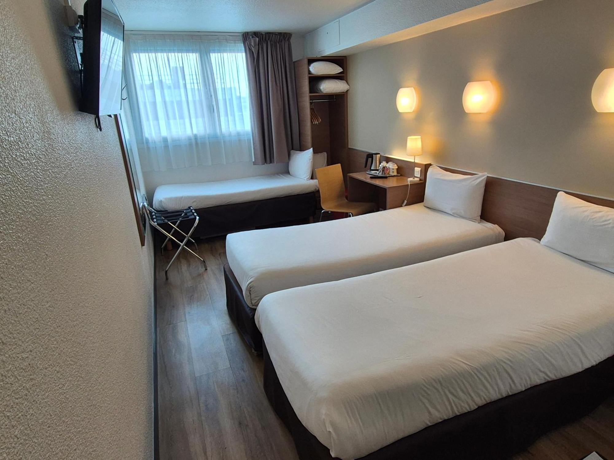 Hotel Campanile 12 - Bercy Village