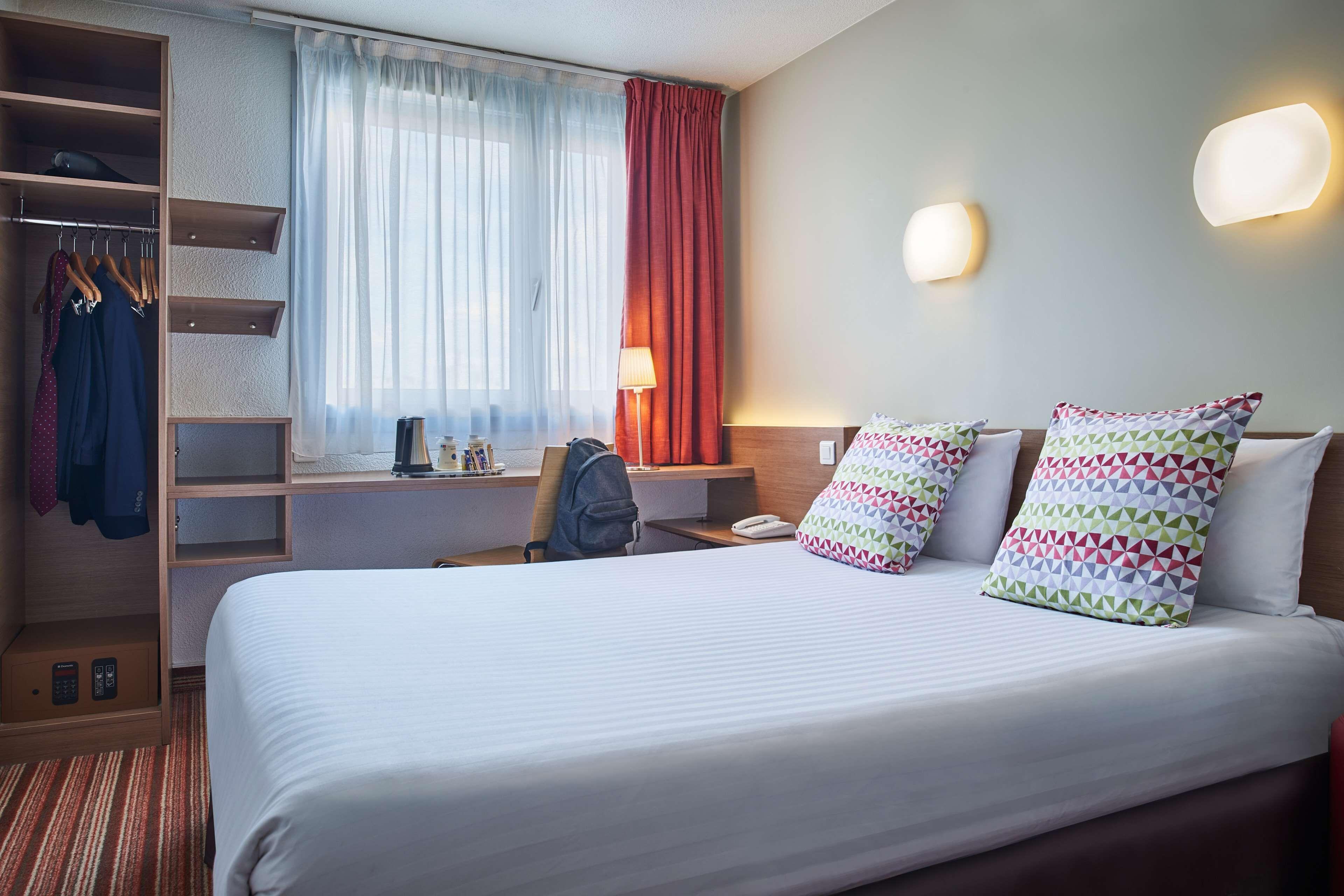 Campanile 12 - Bercy Village Hotel 3*