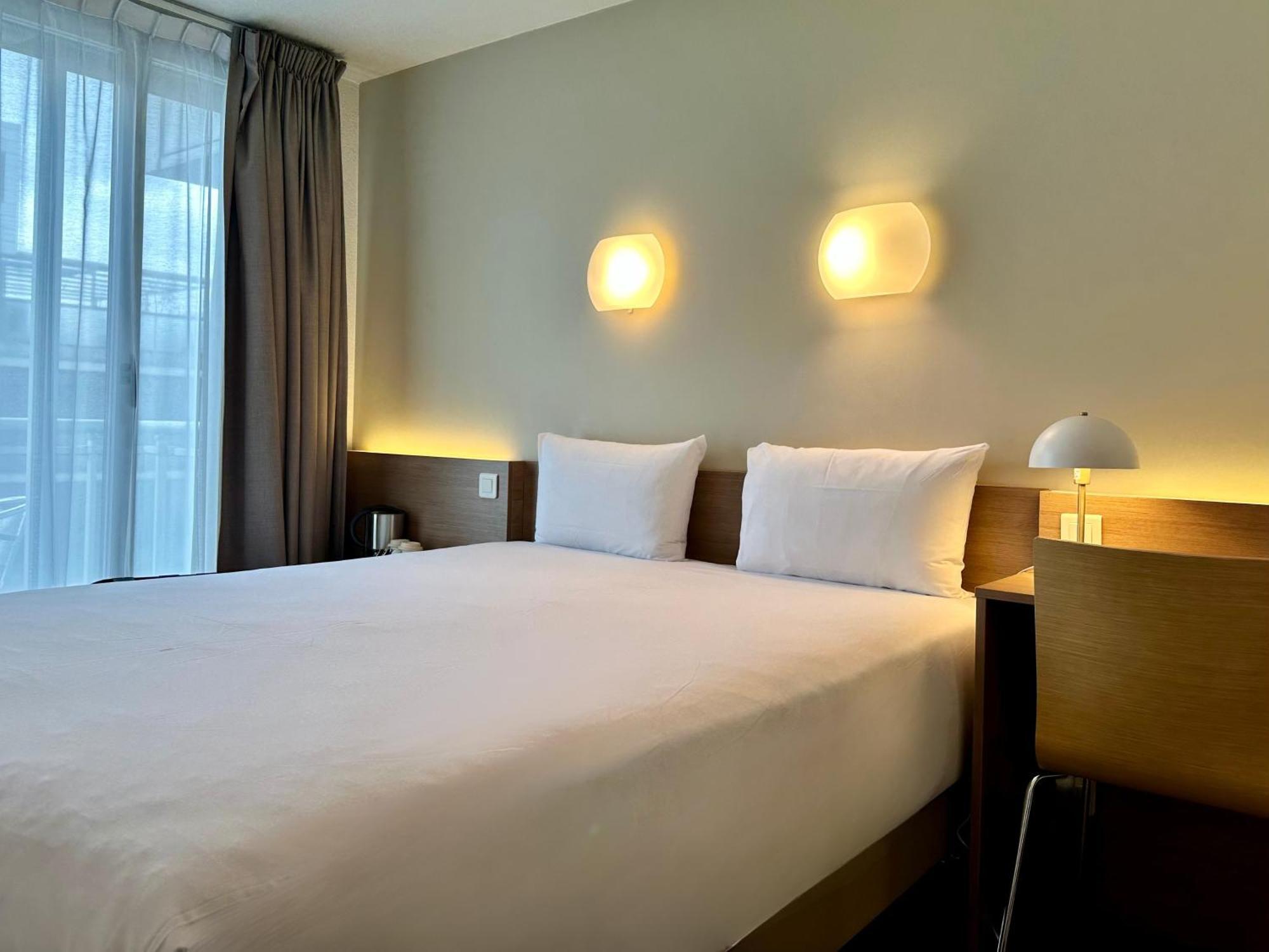 Hotel Campanile 12 - Bercy Village