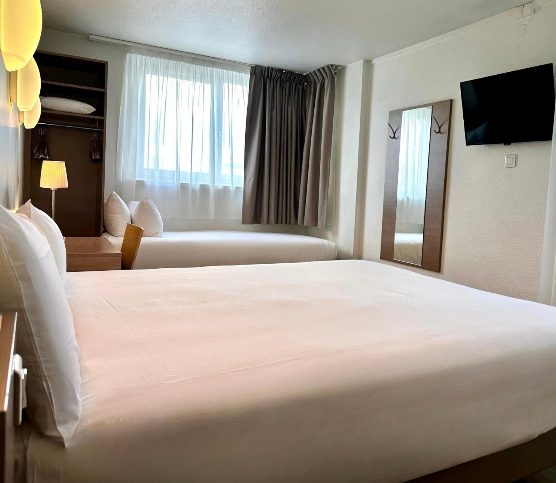 Campanile 12 - Bercy Village Hotel 3*