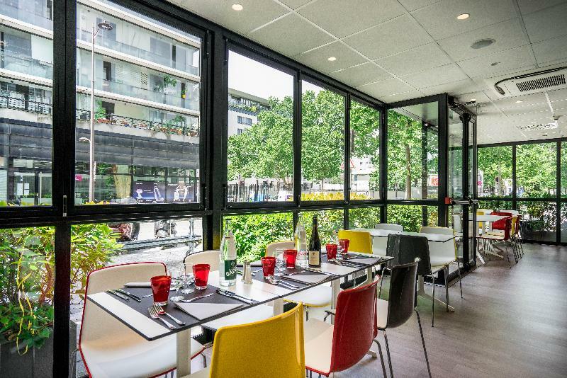 Campanile 12 - Bercy Village 3* Paris