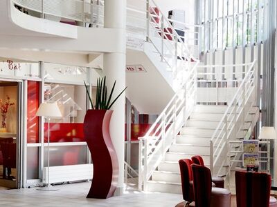 Hotel Campanile 12 - Bercy Village Parigi