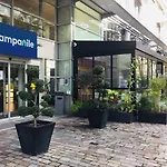 Campanile 12 - Bercy Village 3* Parigi