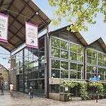 Hotel Campanile 12 - Bercy Village