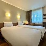 Campanile 12 - Bercy Village 3* Parigi