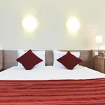 Hotel Campanile 12 - Bercy Village 3*