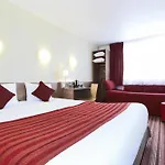Hotel Campanile 12 - Bercy Village 3*